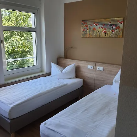 Hotel Am Sudenburger Hof-3